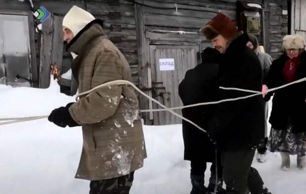 Российские пенсионеры взорвали Сеть пародиями на клипы