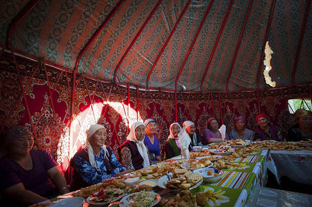 Традиционная свадьба в Кыргызстане.