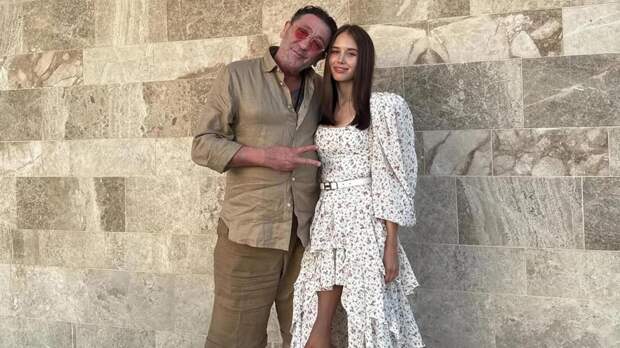 Григорий Лепс рассказал о ревности Авроры Кибы: «Может попросить посмотреть телефон»