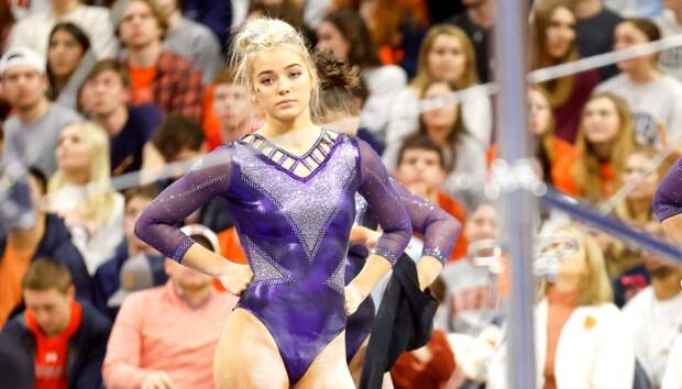 olivia dunne gymnastics meet tiktok sister julz new york