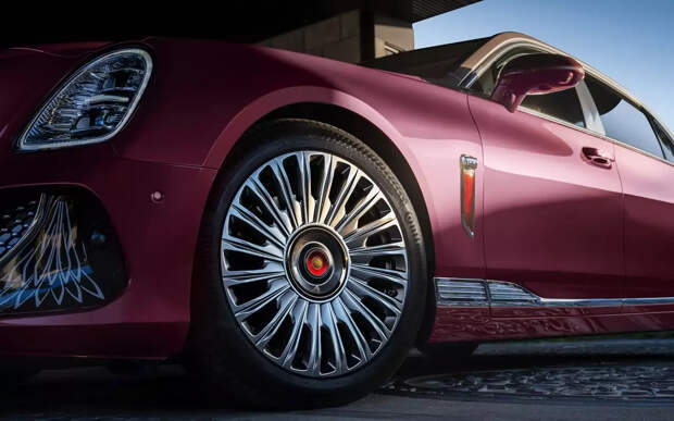 Новый богато оснащенный седан проверенной марки официально появится в России