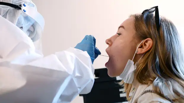 В России с начала пандемии проведено почти 160 млн тестов на коронавирус