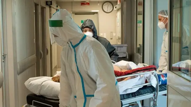 В Иркутской области зафиксировали 909 случаев COVID-19 за сутки