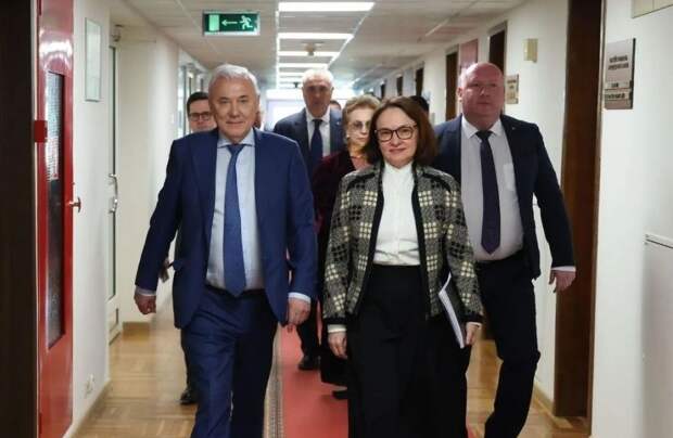 Набиуллина: инфляция замедлилась до 5,6% благодаря жесткой ДКП в 2025 году