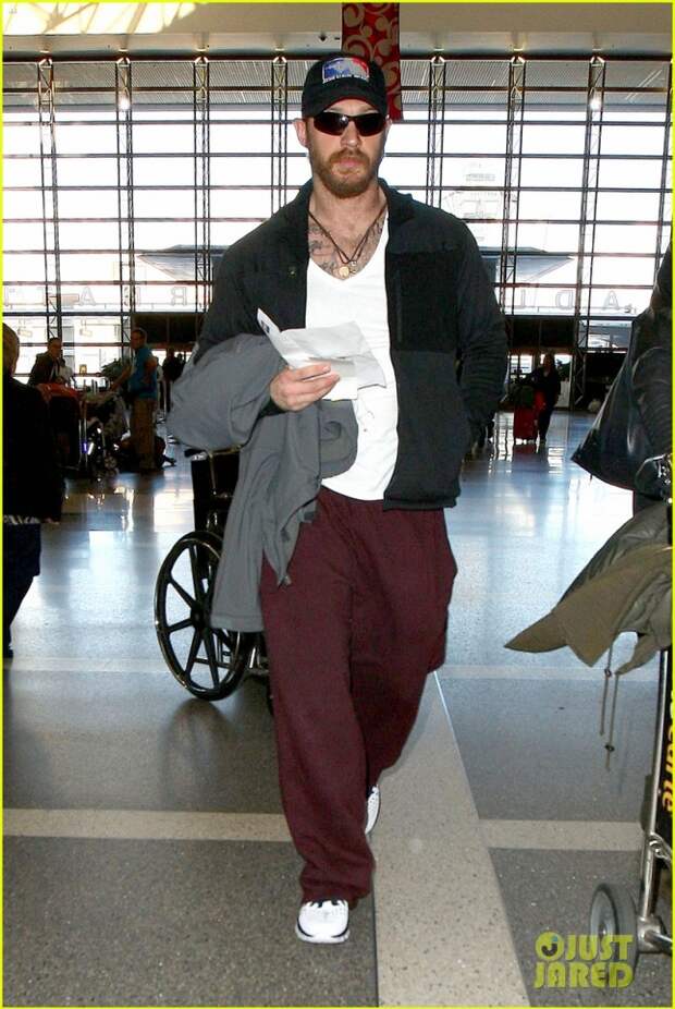 tom-hardy-cant-fly-under-radar-01