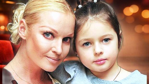 Развод через полгода после пышной свадьбы: «Накаркала!»: почему 47-летняя Анастасия Волочкова оказалась права в отношении брака дочери Ариадны