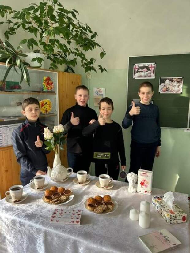 17 февраля в 5 классе прошло открытое мероприятие Традиции Английского Чаепития. 05