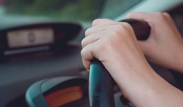 Правительству Карелии понадобился новый автомобиль за 6 миллионов рублей