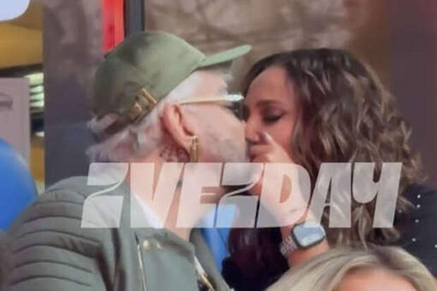 Певица Бузова заявила, что решила поцеловать Киркорова после долгого расставания