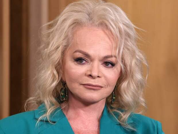 Лариса Долина заявила, что ситуация с квартирой показала, что у нее много друзей