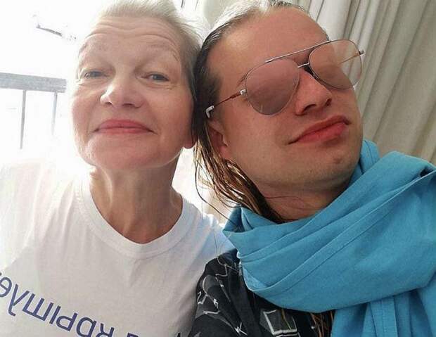 Гоген Солнцев призвал пожилую жену извиниться перед ее собственным ребенком