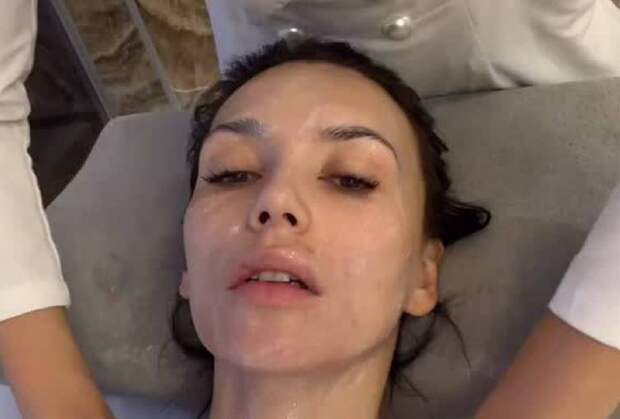 40-летняя Ольга Серябкина показала внешность без макияжа