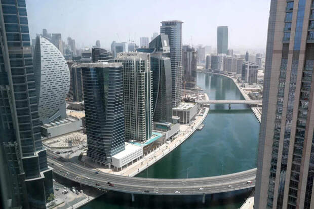 После предупреждения о ракетной угрозе в Дубае прогремел мощный взрыв