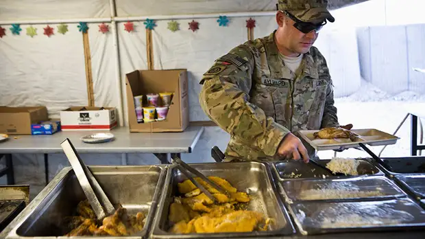 Весомый аргумент: почему в Пентагоне задумались о переводе военных на диету без углеводов