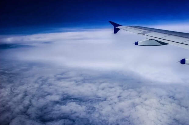 Аэропорт Дубая приостановил работу