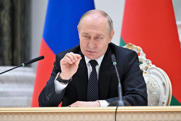 Путин: русские и украинцы урегулировали бы конфликт, но мешает авантюра Запада