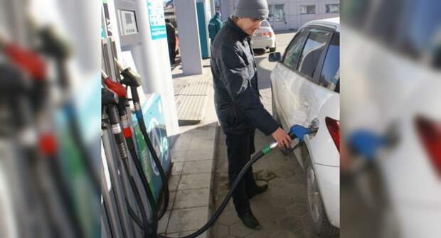 На автозаправках Набережных Челнов снова подорожал газ