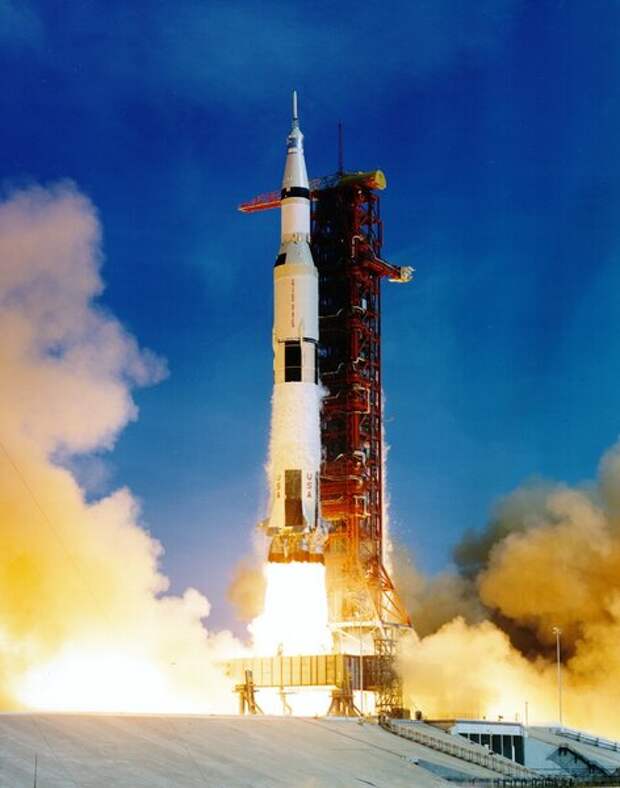 Пуск Apollo 11, 16 июля 1969 года.
