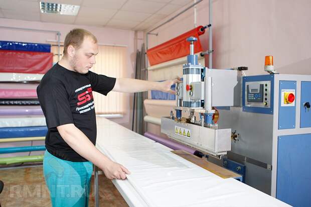 Какой натяжной потолок выбрать