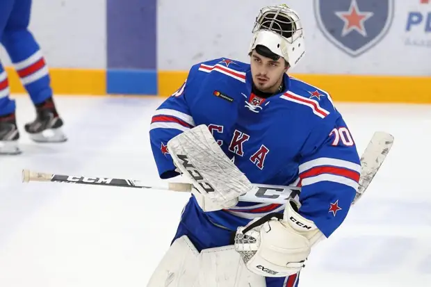 В матче сборных России и Белоруссии все вопросы сняла шайба, заброшенная… вратарем нашей команды