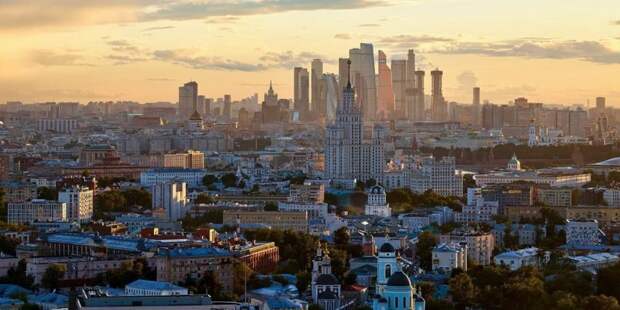 Собянин встретился с жителями ЗАО и обсудил вопросы развития города
