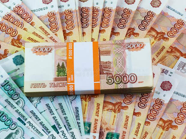 Блогеры собрали 200 млн рублей на лечение сына, но потратили деньги на ставки и бутики