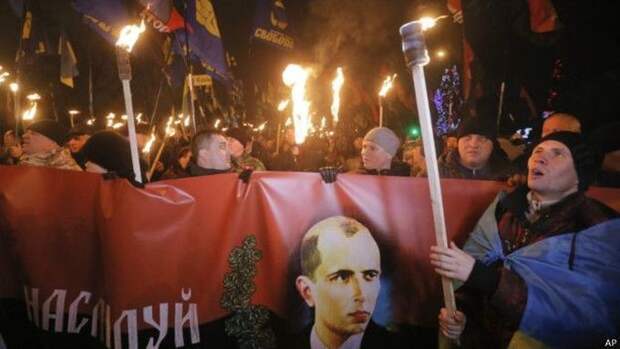 Жалкие сморчки, оставившие равнодушными прохожих - киевлянин заценил факельный марш бандеровцев