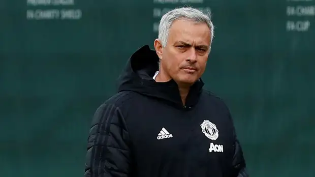 Иньеста рассказал, что при Моуринью футболисты «Барселоны» и «Реала» стали ненавидеть друг друга