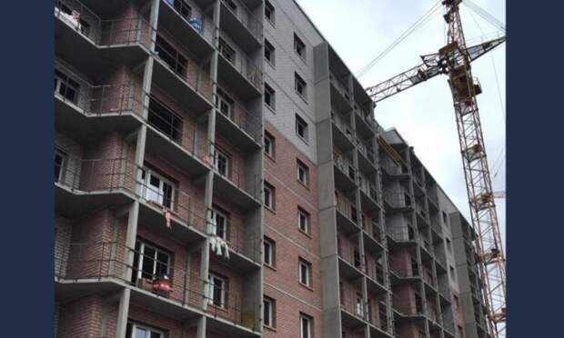 В Архангельске завершается строительство социальной многоэтажки на Ленинградском проспекте