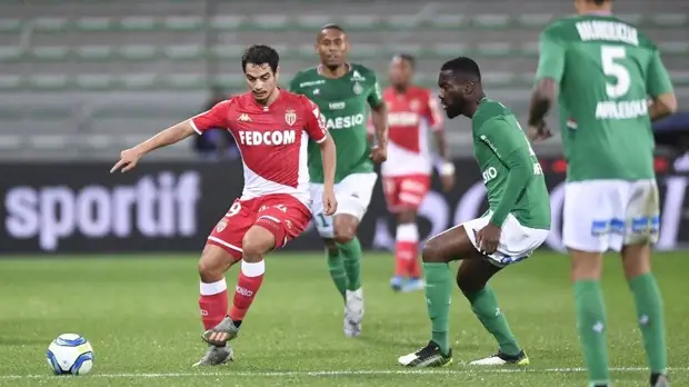 Тяжёлая травма Гомеша, 3 пенальти за 10 минут в Памплоне, неудачи Слуцкого и Головина: события дня в европейском футболе