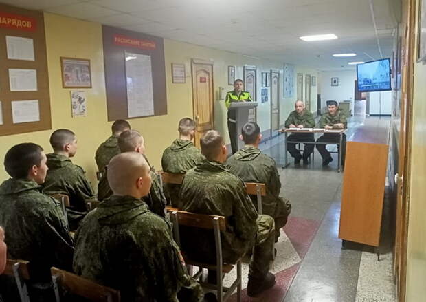 Военные автоинспекторы Юргинского гарнизона провели инструктаж  с военнослужащими по правилам безопасности на дорогах