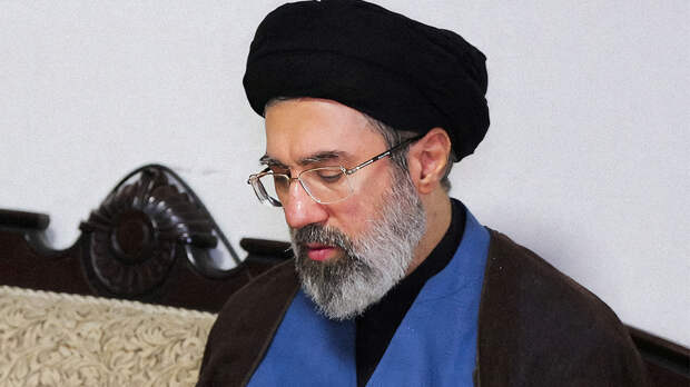 Новый верховный лидер Ирана подтвердил смерть жены и сестры