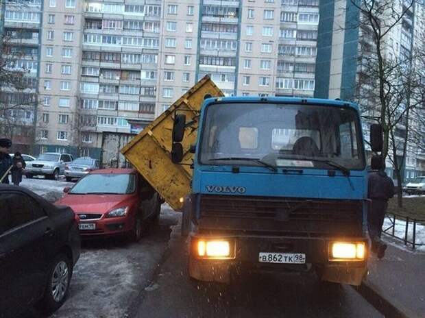 Везучий хозяин Форда ford, везение, контейнер