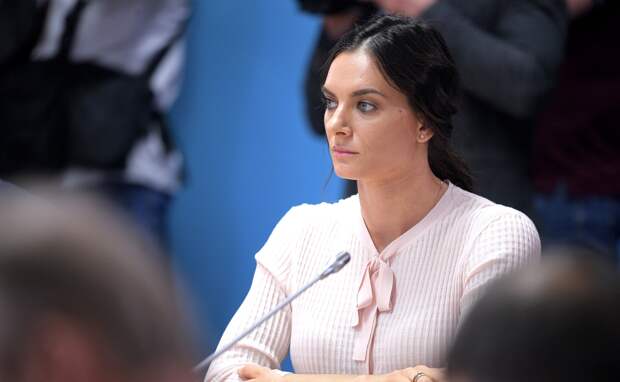 SHOT: Елена Исинбаева погасила долги перед налоговой в 465 тысяч рублей