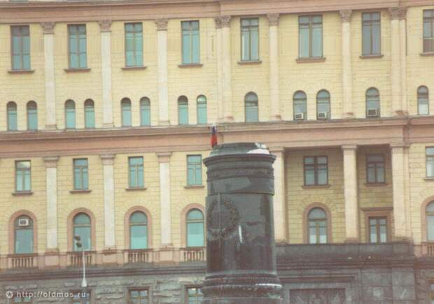 Самая красивая площадь Москвы lubyanskayaploshad 52 Самая красивая площадь Москвы