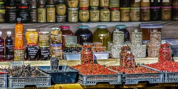 Карточки возвращаются: в Госдуме анонсировали продуктовый лимит на мясо, рыбу и овощи для нуждающихся семей