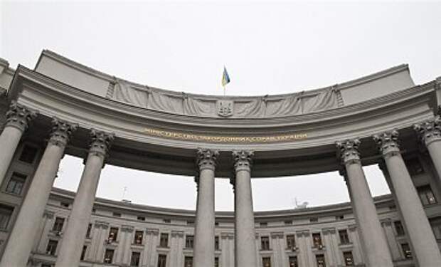 Сегодня в Берлине встретятся главы МИД Украины и России Сегодня в Берлине встретятся главы МИД Украины и России