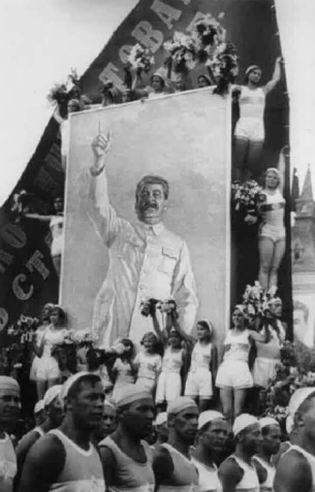Сталин считался лучшим другом физкультурников