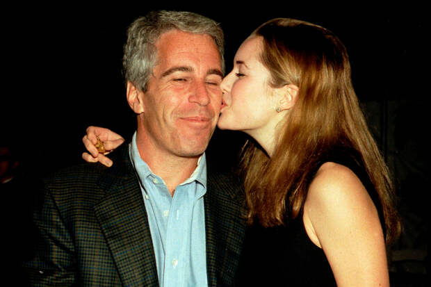 Секс, ложь и Синяя Борода. Вышел новый роман Виктора Пелевина. Он посвящен «файлам Эпштейна». Почему его непременно нужно прочесть?