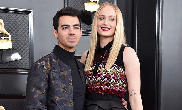 В гостях у Софи Тернер и Джо Джонаса: экскурсия по квартире за 5,9 миллионов долларов в Нью-Йорке