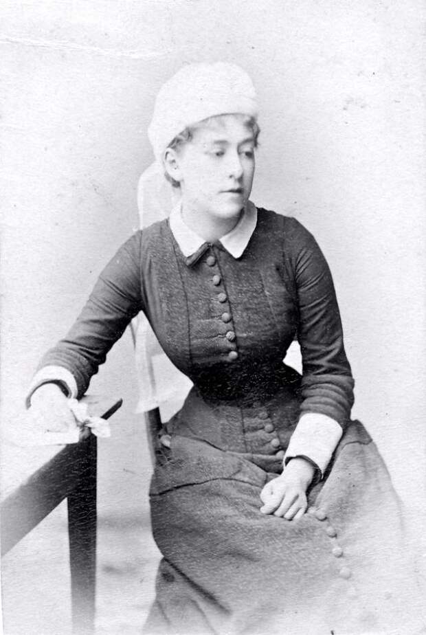 Victorian Women in the 19th Century (13).jpg