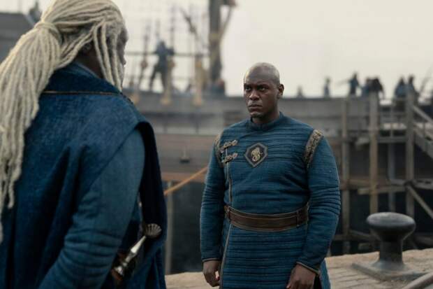 Abubakar Salim as Alyn of Hull speaks to his father on House of the Dragon.