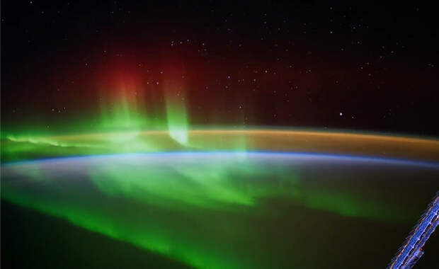 Земля из Космоса. Невероятно красивое таймлапс видео.