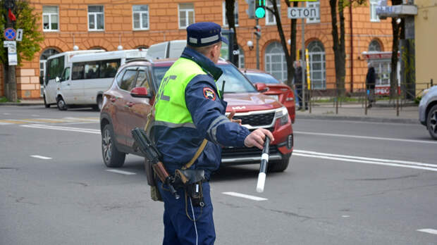 Почему нельзя рассказывать ГАИ, где вы работаете и куда едете