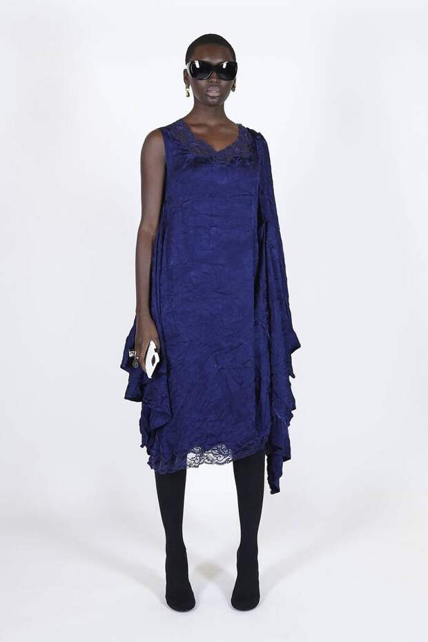 Balenciaga весна-лето 2021