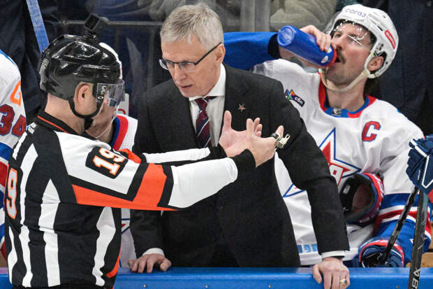 СКА проиграл пятый матч подряд в КХЛ, уступив "Локомотиву"