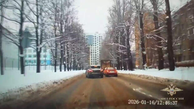 Кадры задержания водителя Porsche, протаранившего машину ДПС в Балашихе