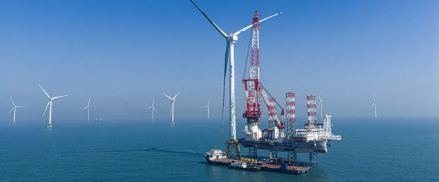 В Китае установлена первая в мире морская ветряная турбина мощностью 20 МВт