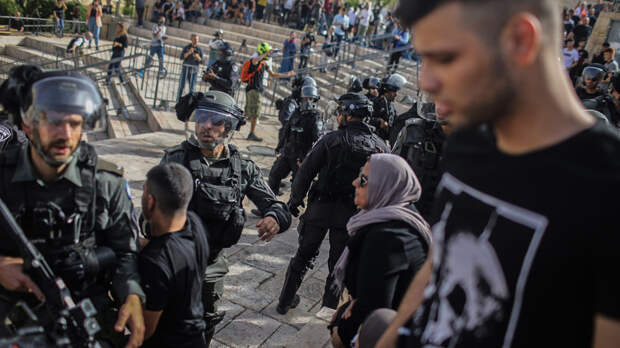 Израильская полиция прибыла на Храмовую гору для предотвращения беспорядков