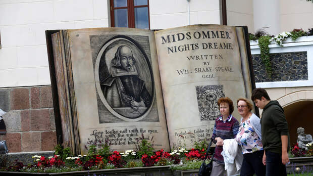 Telegraph: «восхищался белизной кожи» — в пьесах Шекспира нашли признаки расизма 